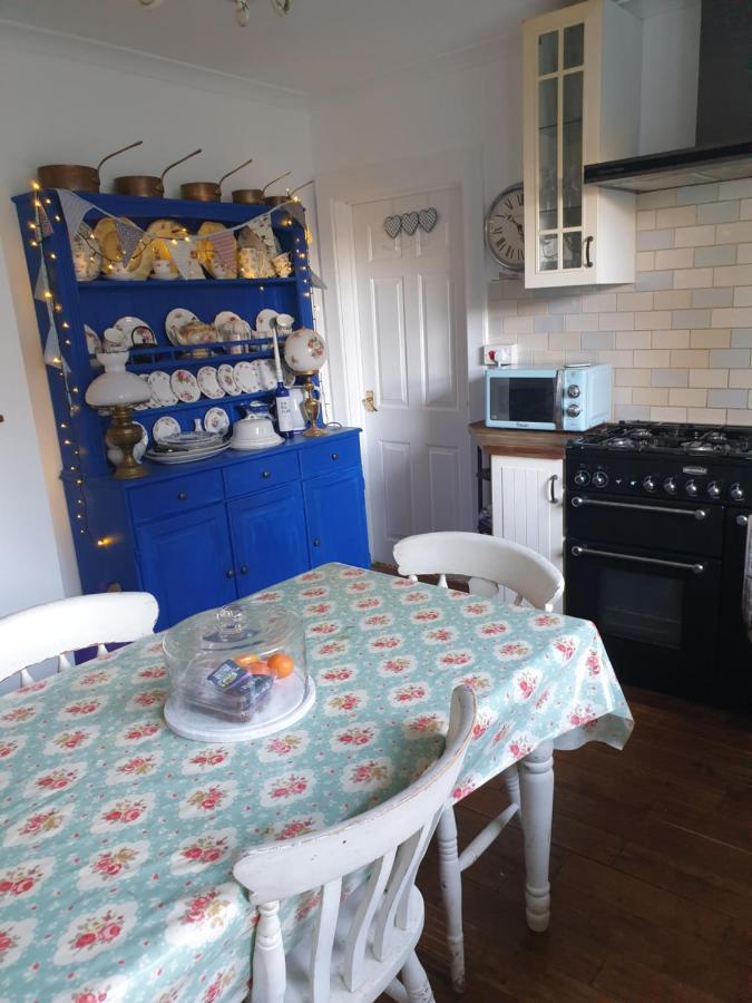 Private Room Near Roath Lake/Park Cardiff Exterior foto